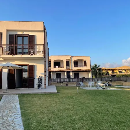 Aquilone Garden بيت للعطل بيرجي فيكي