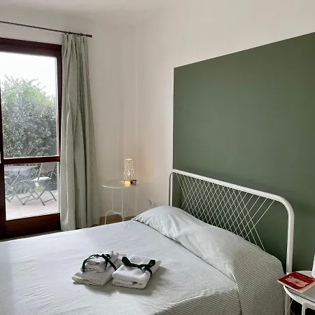 Aquilone Garden 비르지 베키